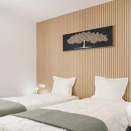 Generous And Modern Flat 아파트 아로나